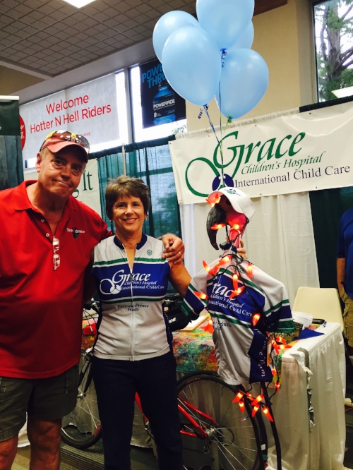 Jeannine Hatt and her husband Chuck Phelps support Race for Grace every year!