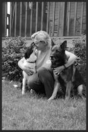 " Dr. Maxwell has incredibly good communication skills, is likeable, and is consummately professional. " Susan Kapla, Ph.D. Certified Applied Animal Behaviorist Canine Consultants, LLC