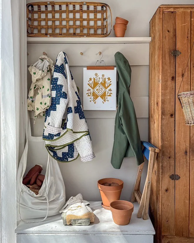 Obsessed with how @evermorelong captured my &ldquo;Prairie Quilt&rdquo; print! 🌾🌱🌻

#linocut #printmaking #madeinmanitoba #quiltsofinstagram