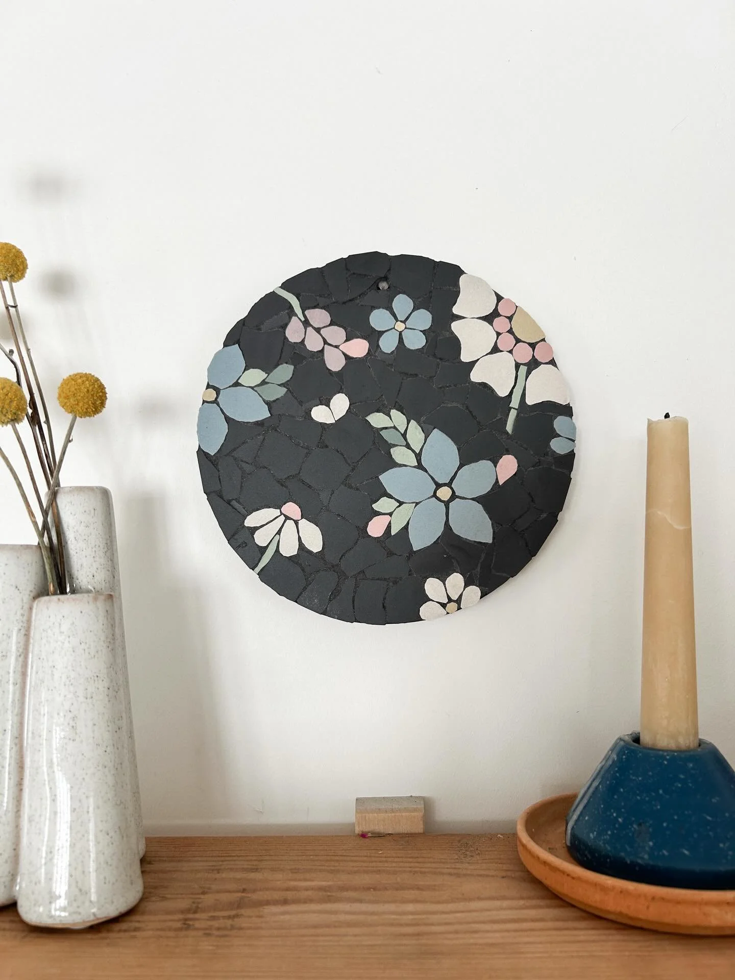 Sent off this custom piece last week. 
It&rsquo;s going into the most gorgeous bathroom!

Send me a DM for your own custom design. Shipping across Canada and US 🩷

#mosaicartist #floralartwork #mosaicartwork #madeinwinnipeg