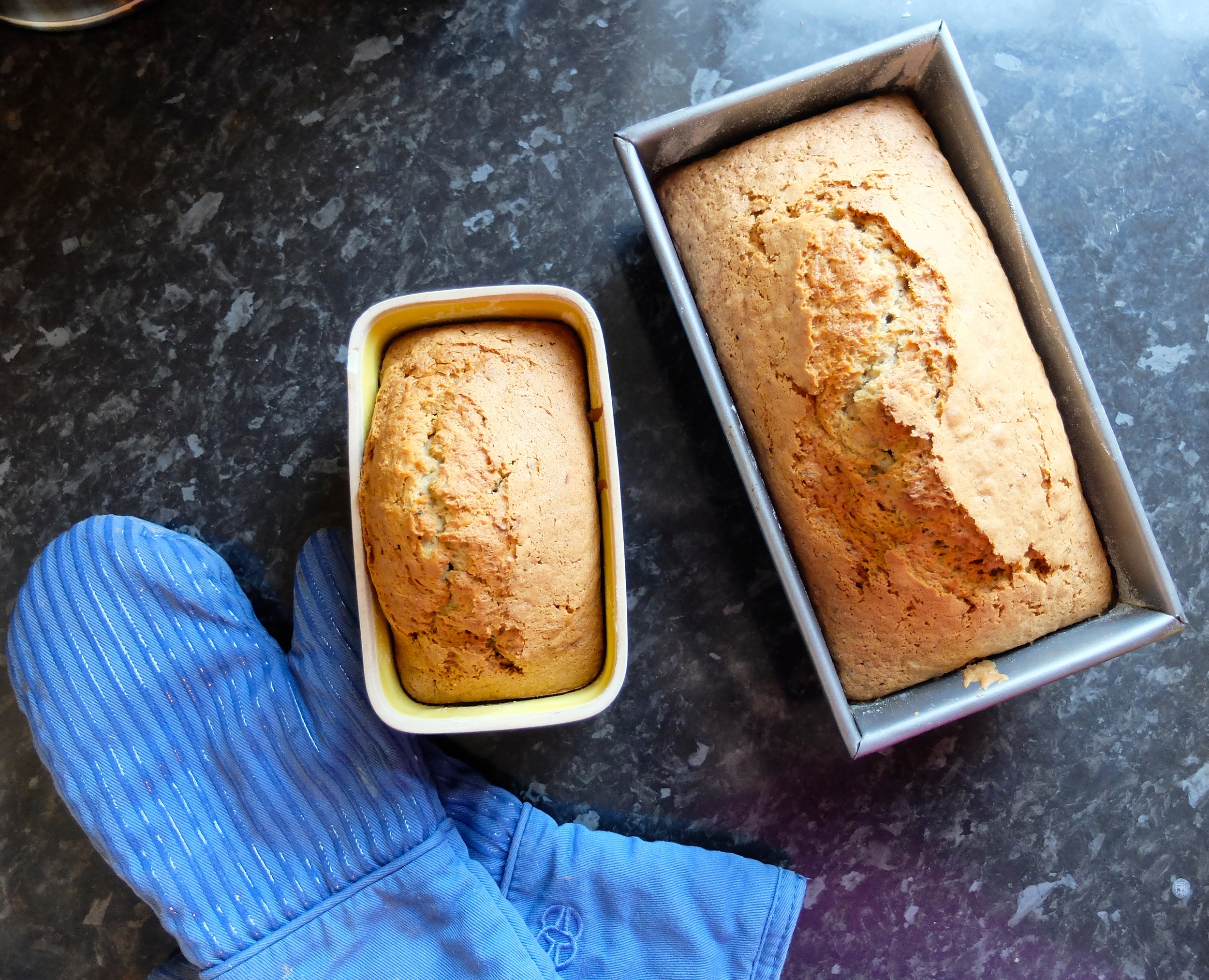 Zucchini Nut Bread, or, Courgette Walnut Tea Cake