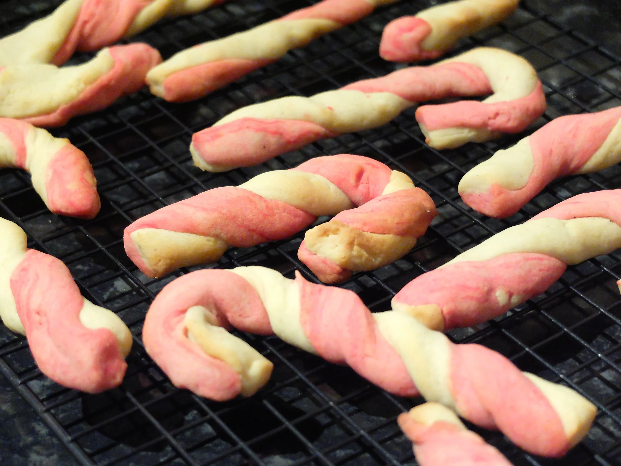 Holiday Almanac December 23: Candy Cane Cookies