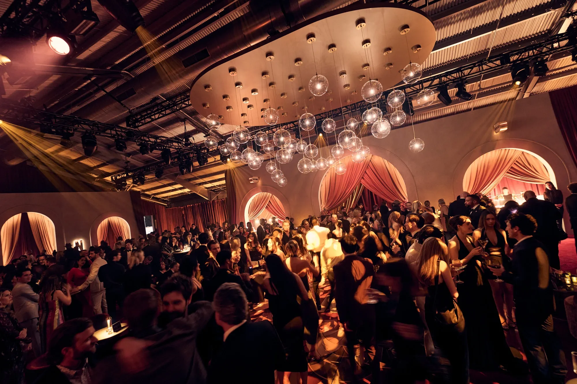 Inside_the_Actors_Awards_Afterparty_01.webp