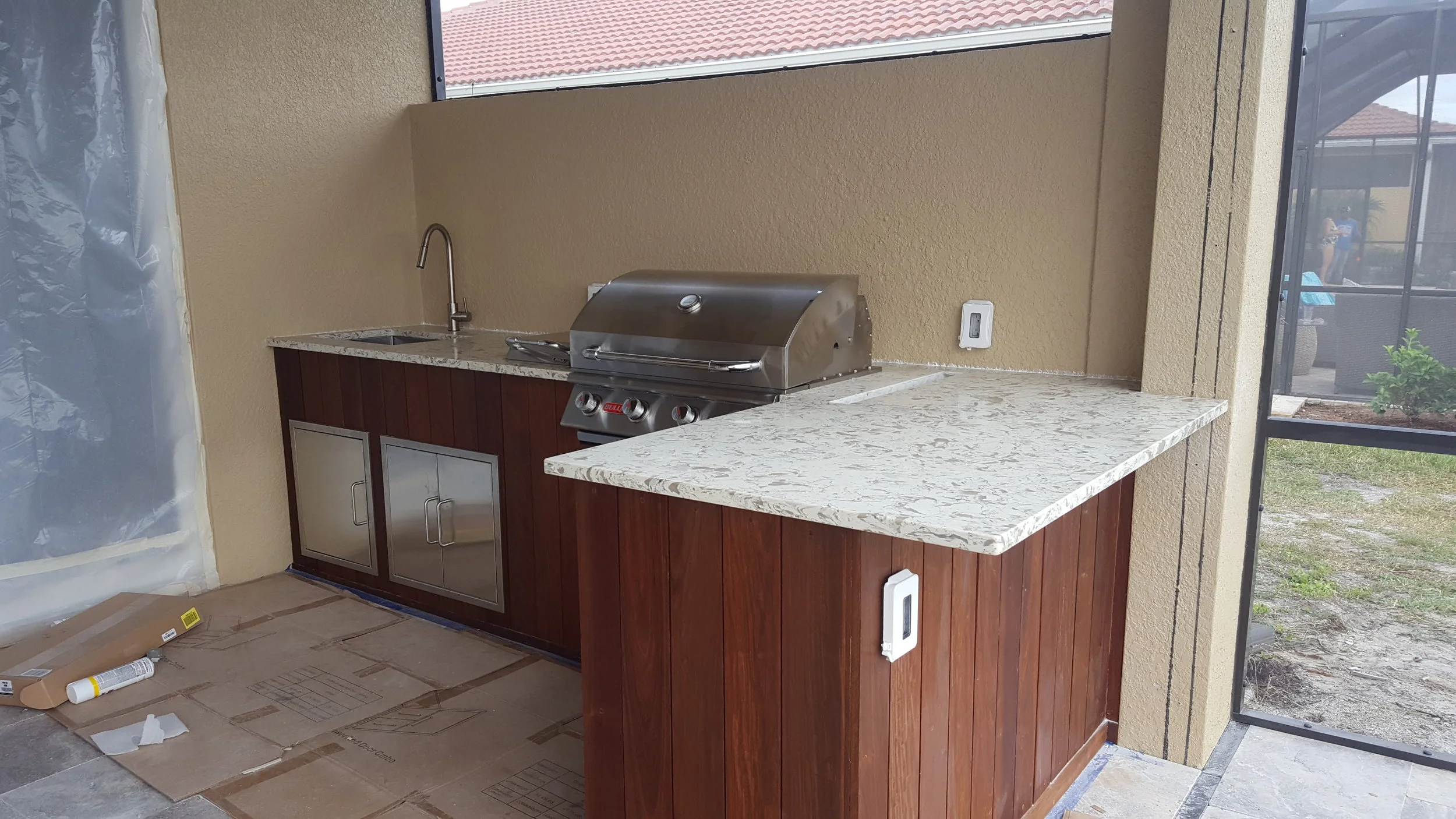 Best Sarasota Outdoor Kitchens — Ross Davies Inc.