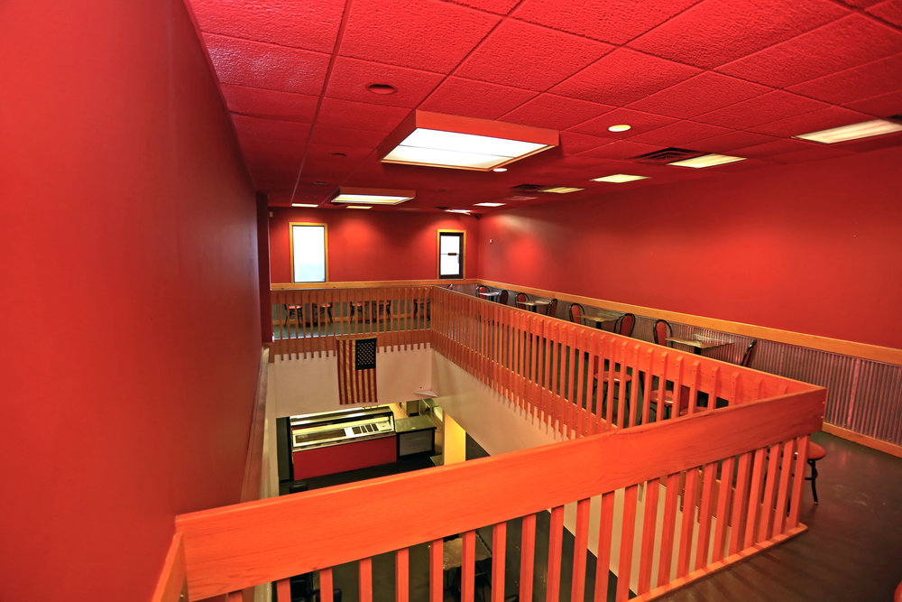 Second level dining area.jpg