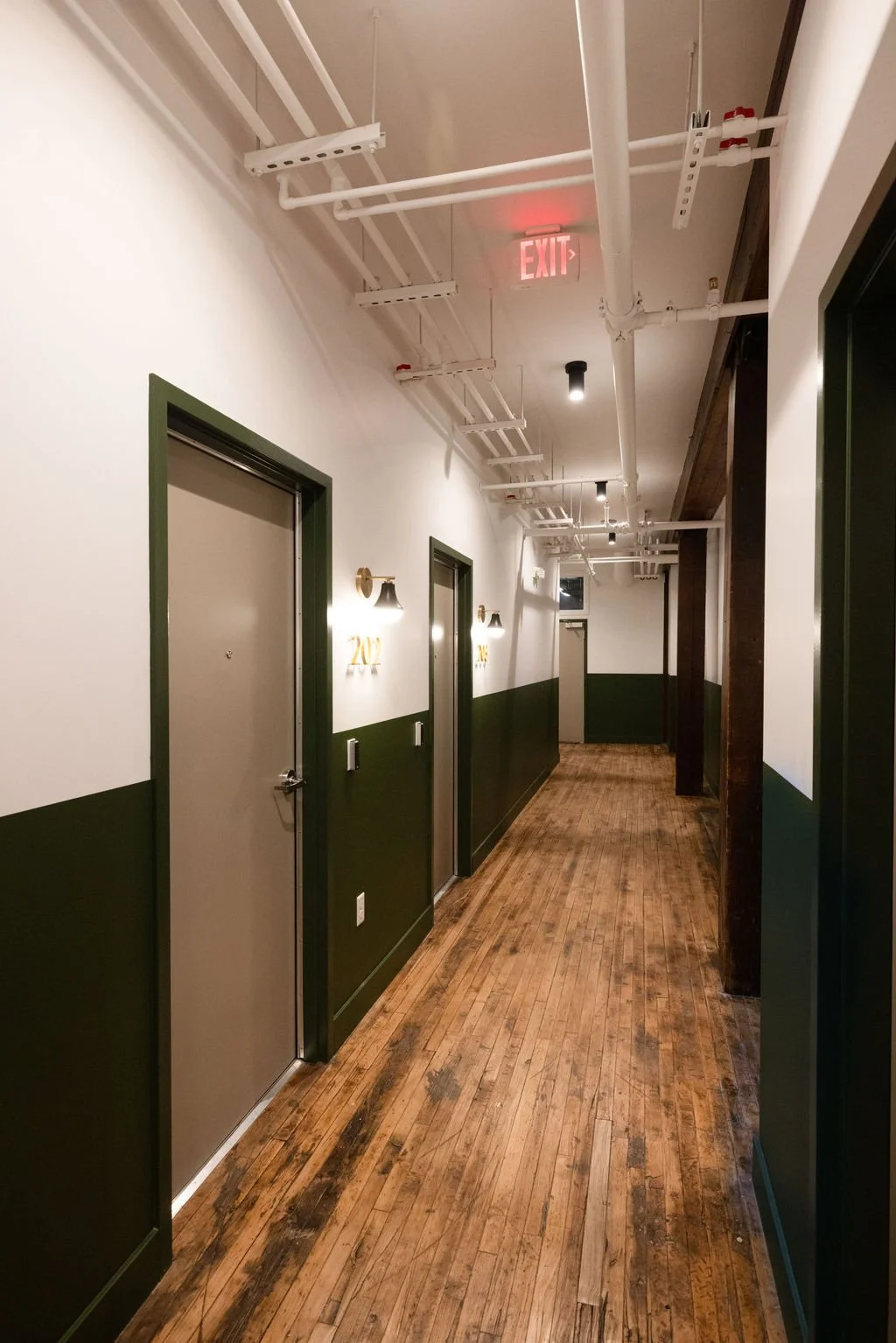 Hallway-Suites.jpg