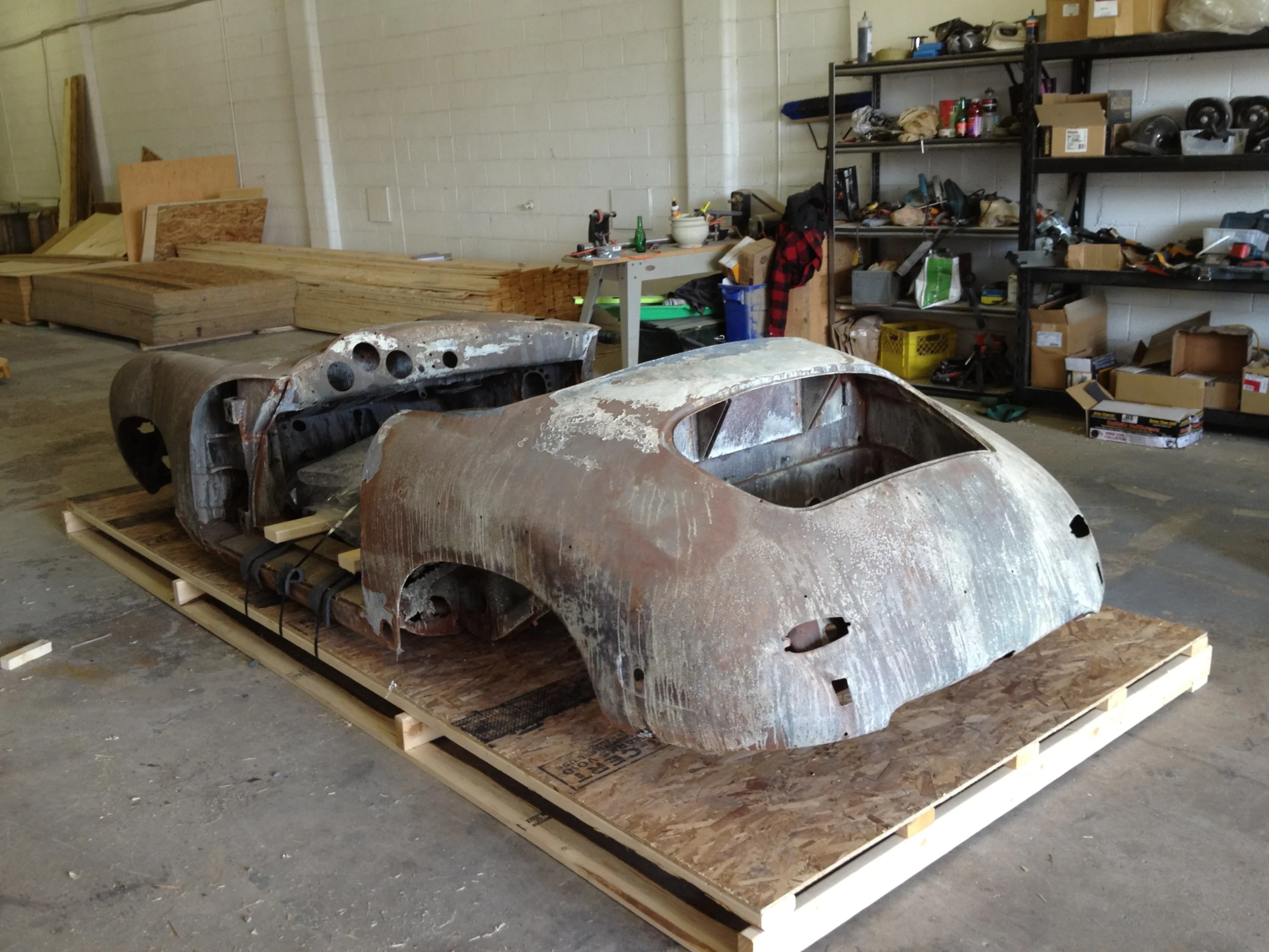calgary crating car container loading.JPG