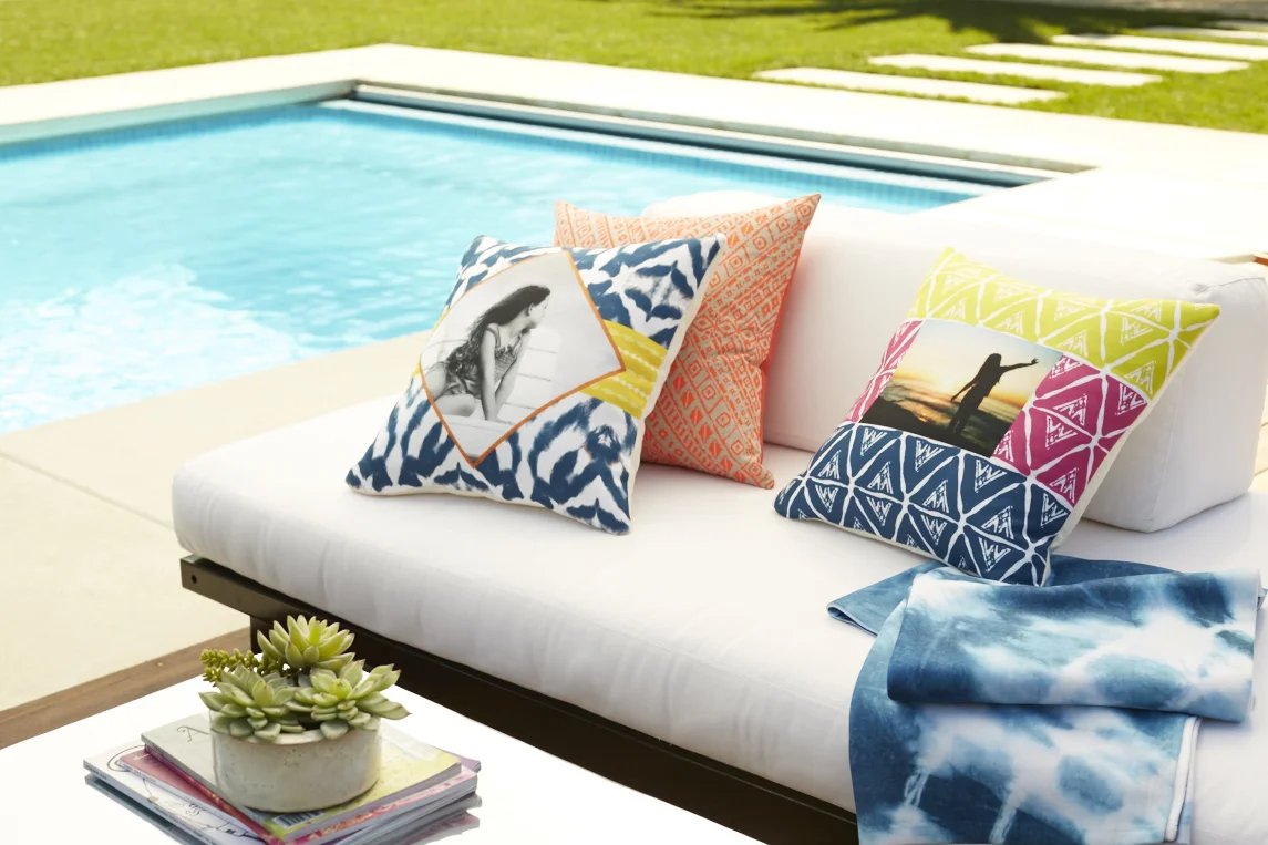 150223_MODERN_outdoor_hd15_spring_modern_out_pillows_2235.jpg