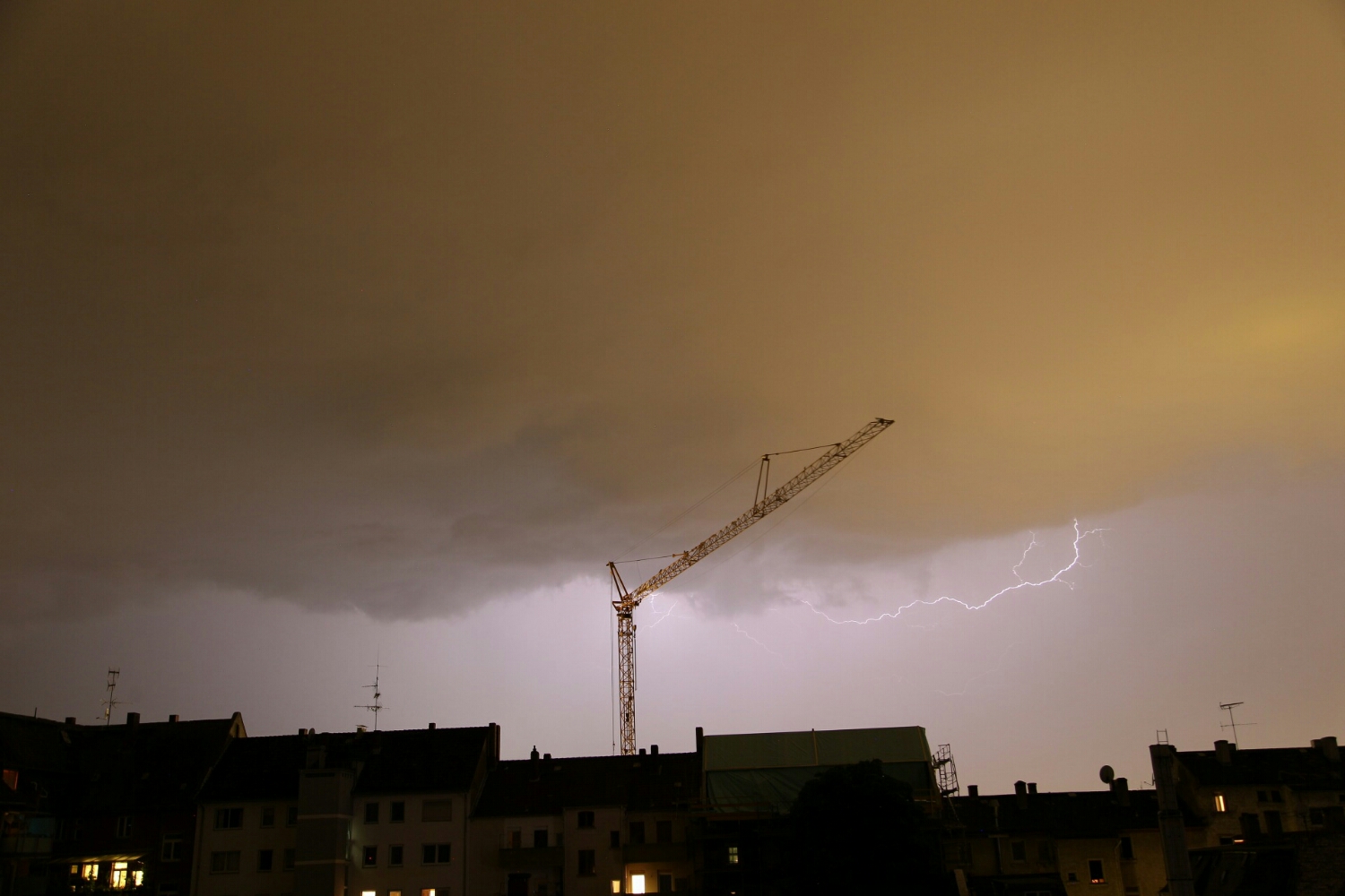 lightning getting closer