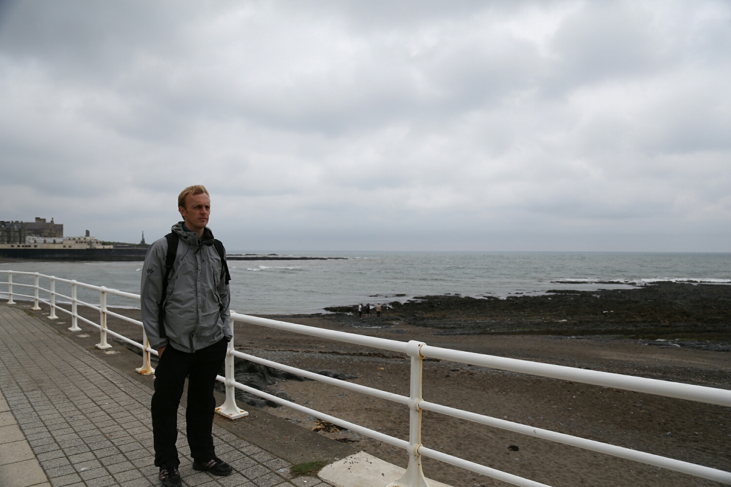 sea front selfie