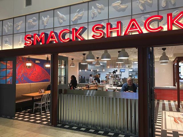 Smack Shack MSP almost doesn't look real&mdash;sharing photos snapped by traveling friends&mdash;this was a fun revisit on the themes created for their North Loop flagship.