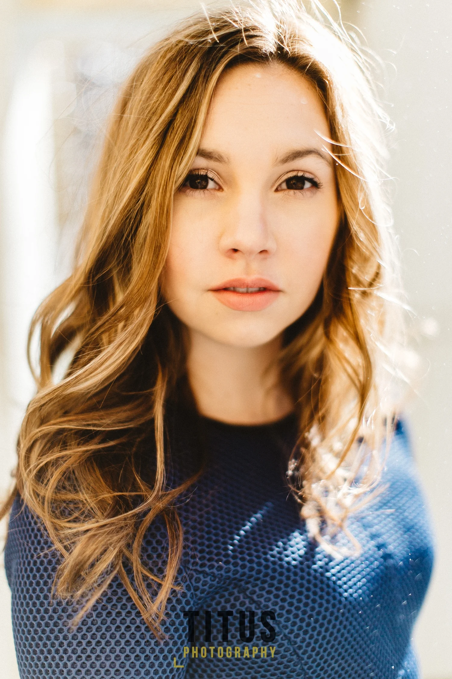 Yes.  I shoot Senior Portraits too.