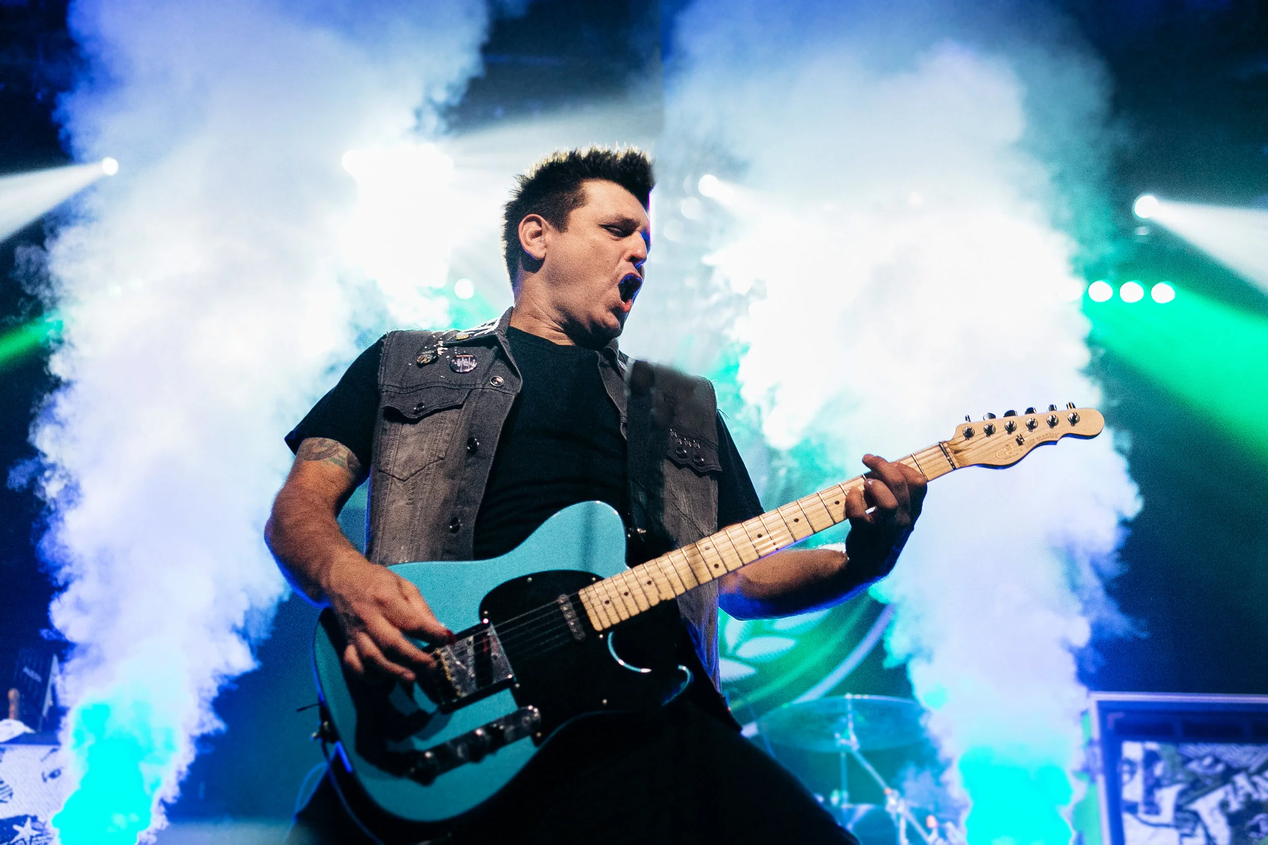 035-TC-Face 2 Face & Less Than Jake-favs.JPG