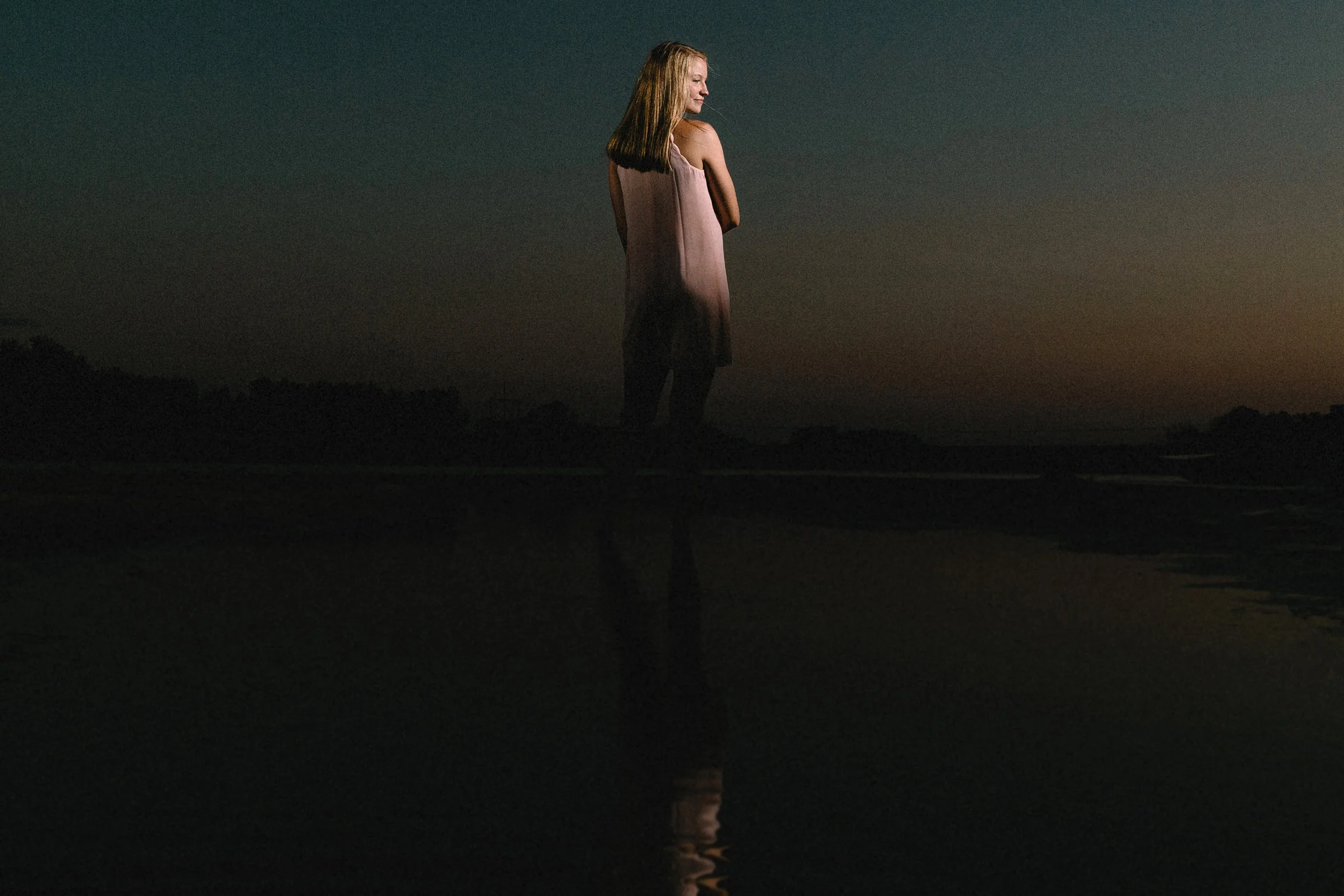   Molly Mohr, Senior Portraits, Platte River, Nebraska  