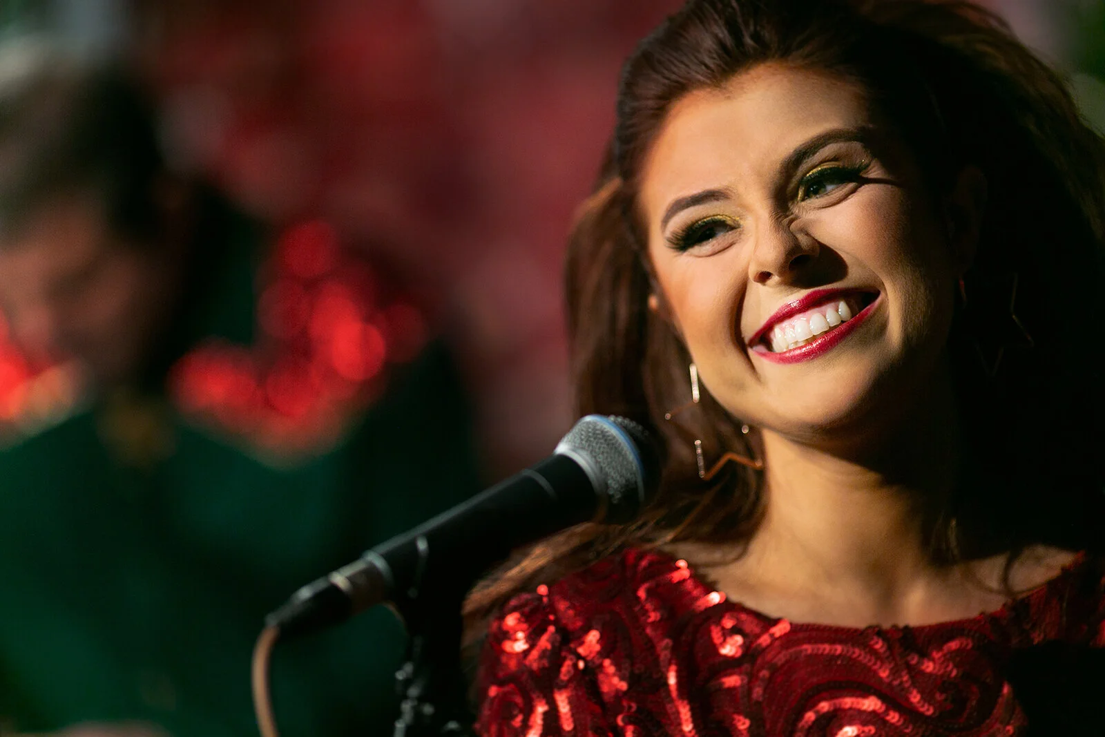 07-Amanda Shaw Xmas Special-Teasers.JPG