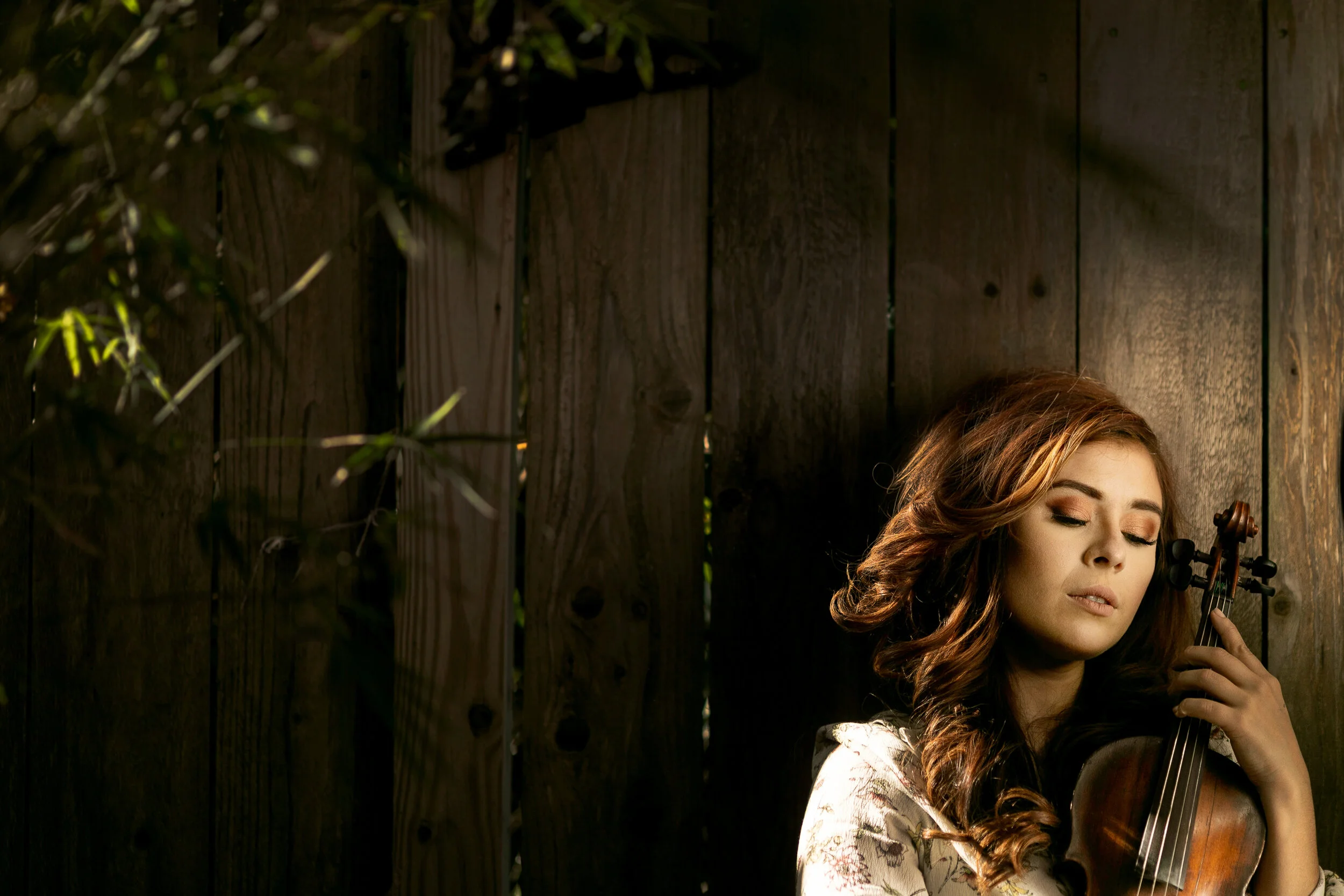 011-as-Amanda Shaw CD Portraits-First Picks.JPG
