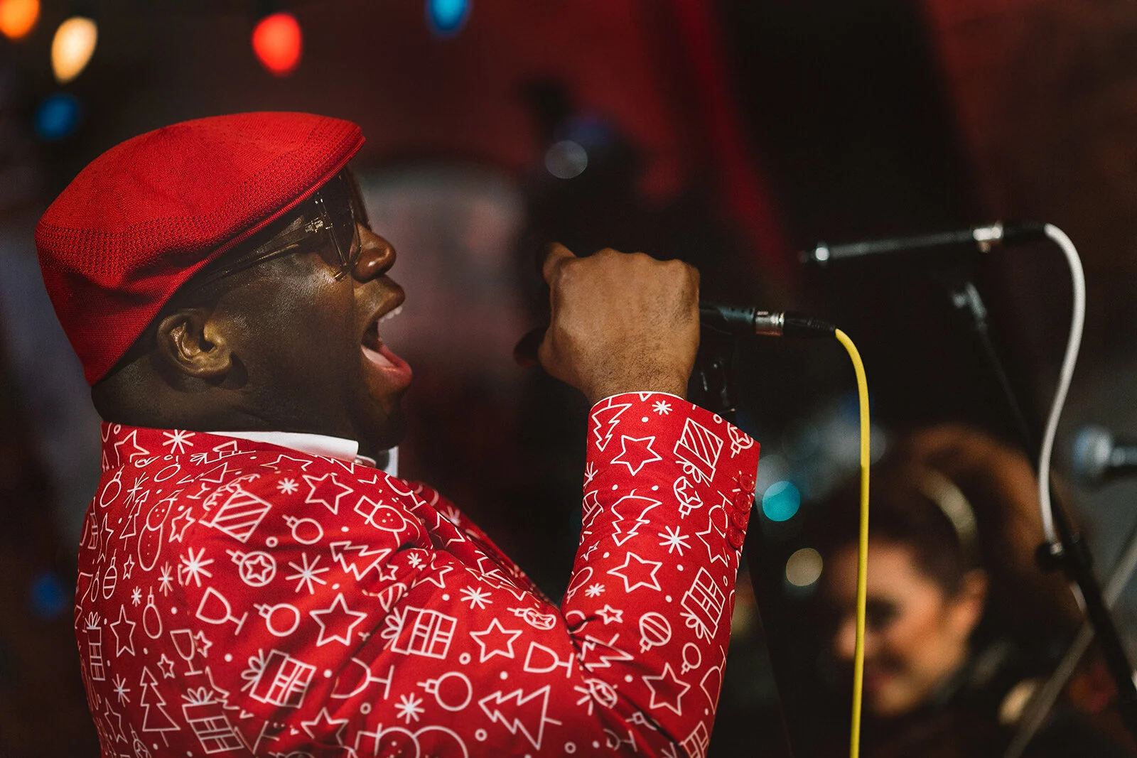 14-Amanda Shaw Xmas Special-Teasers.JPG