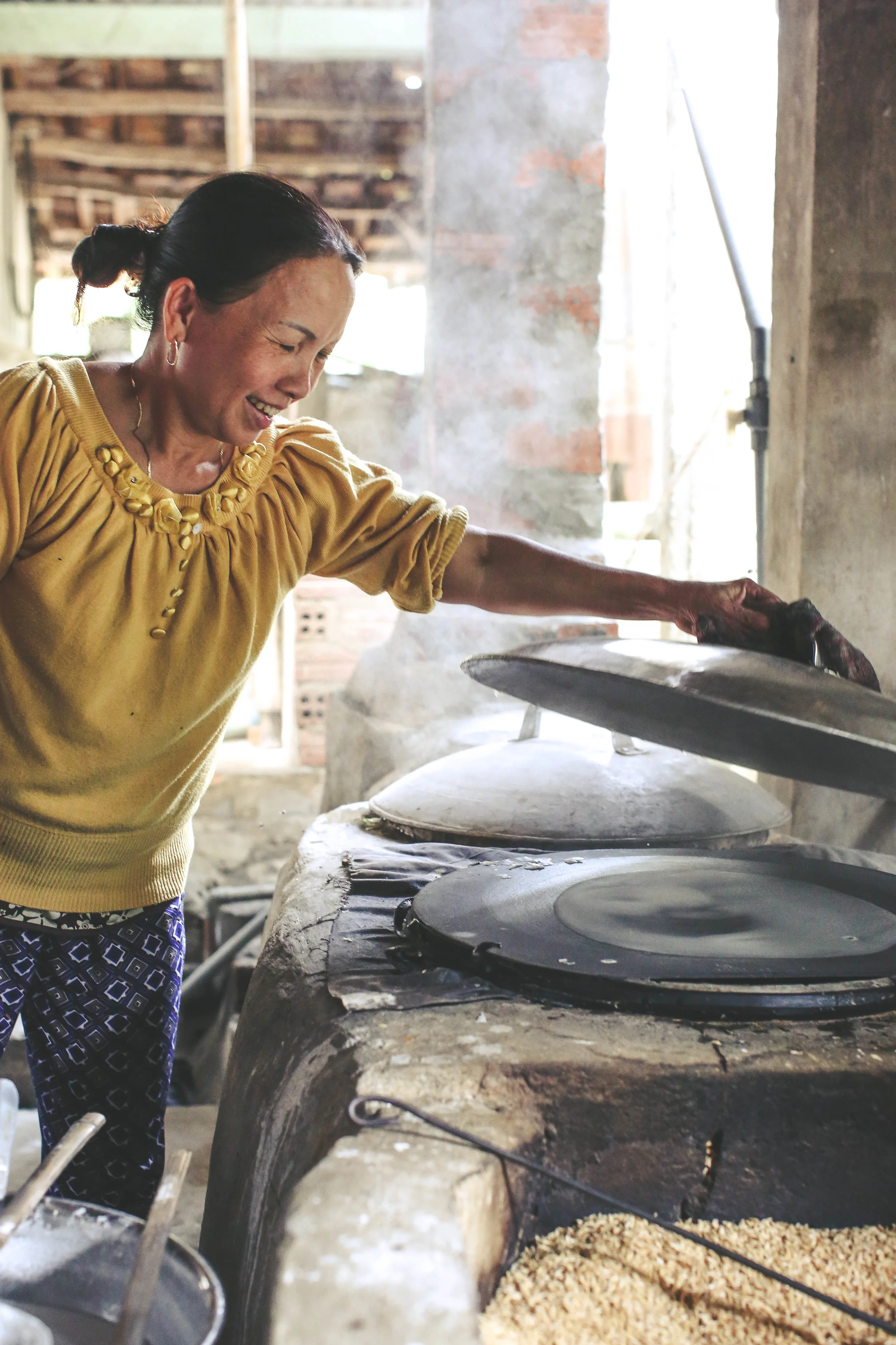 The Process of Making Rice Paper