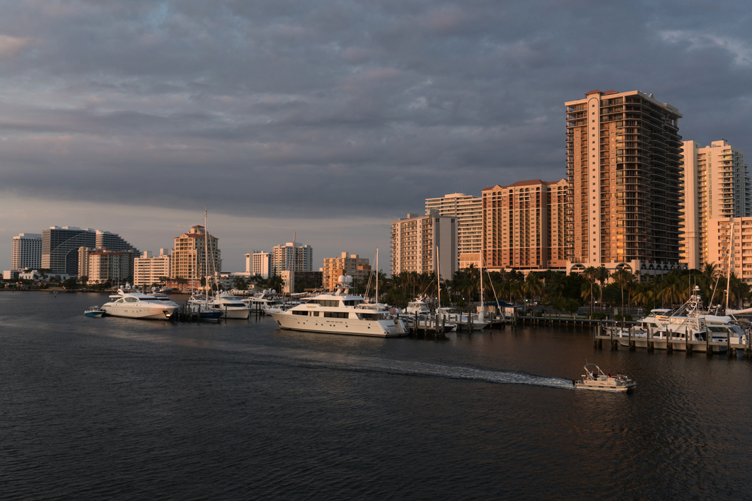 Map: 1. Looking across the the New River toward Fort Lauderdale Beach. 