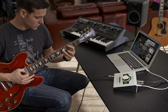 Apollo Twin Guitar