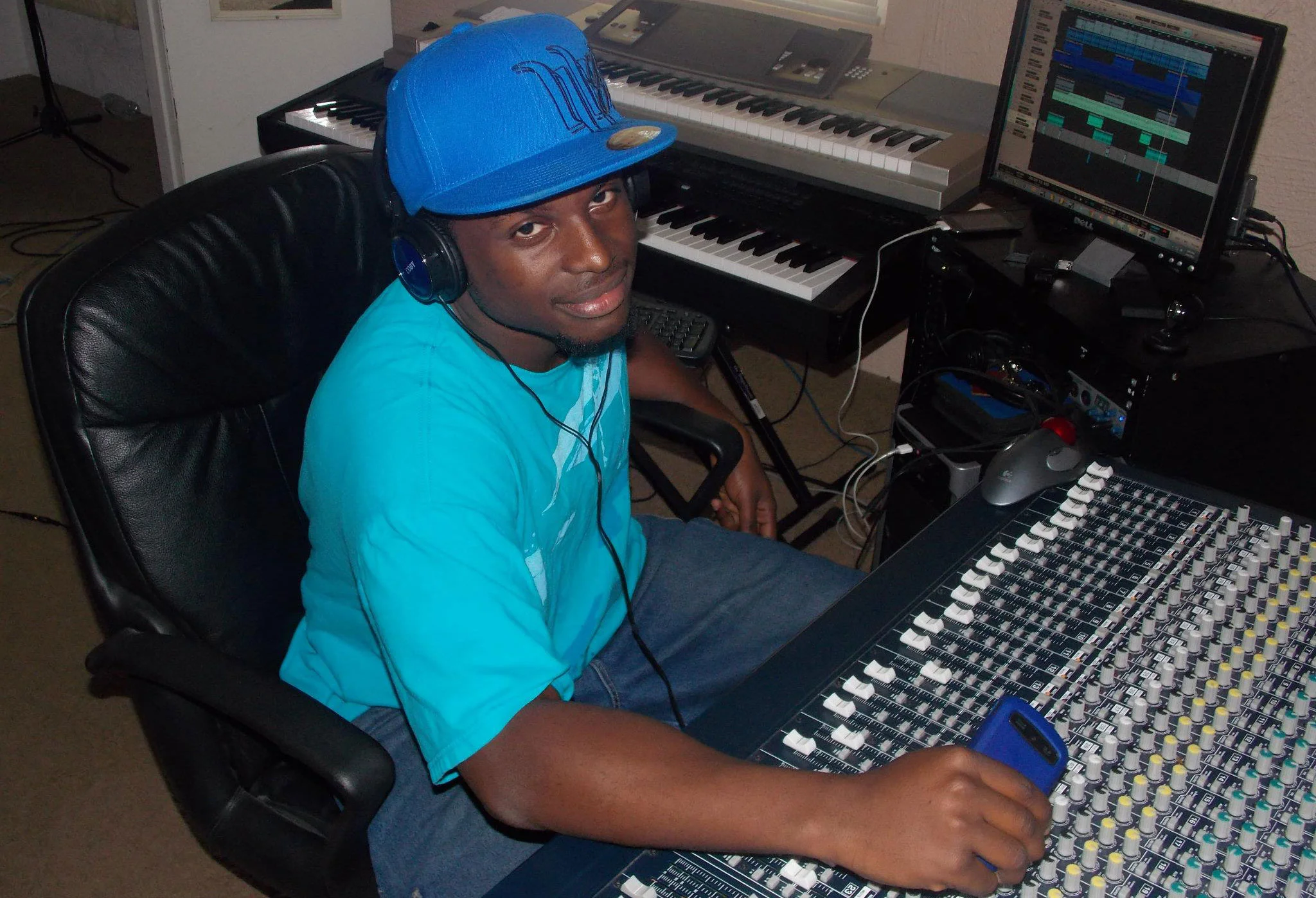 Howard Ziwa winner of Sample Diggers In The Field Vol 1