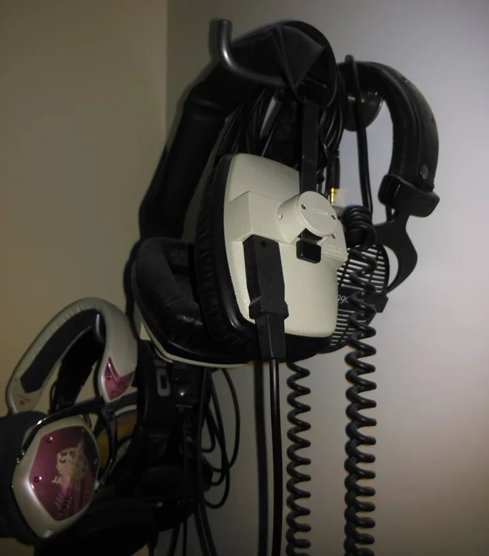 Ikea toilet roll holders for headphones