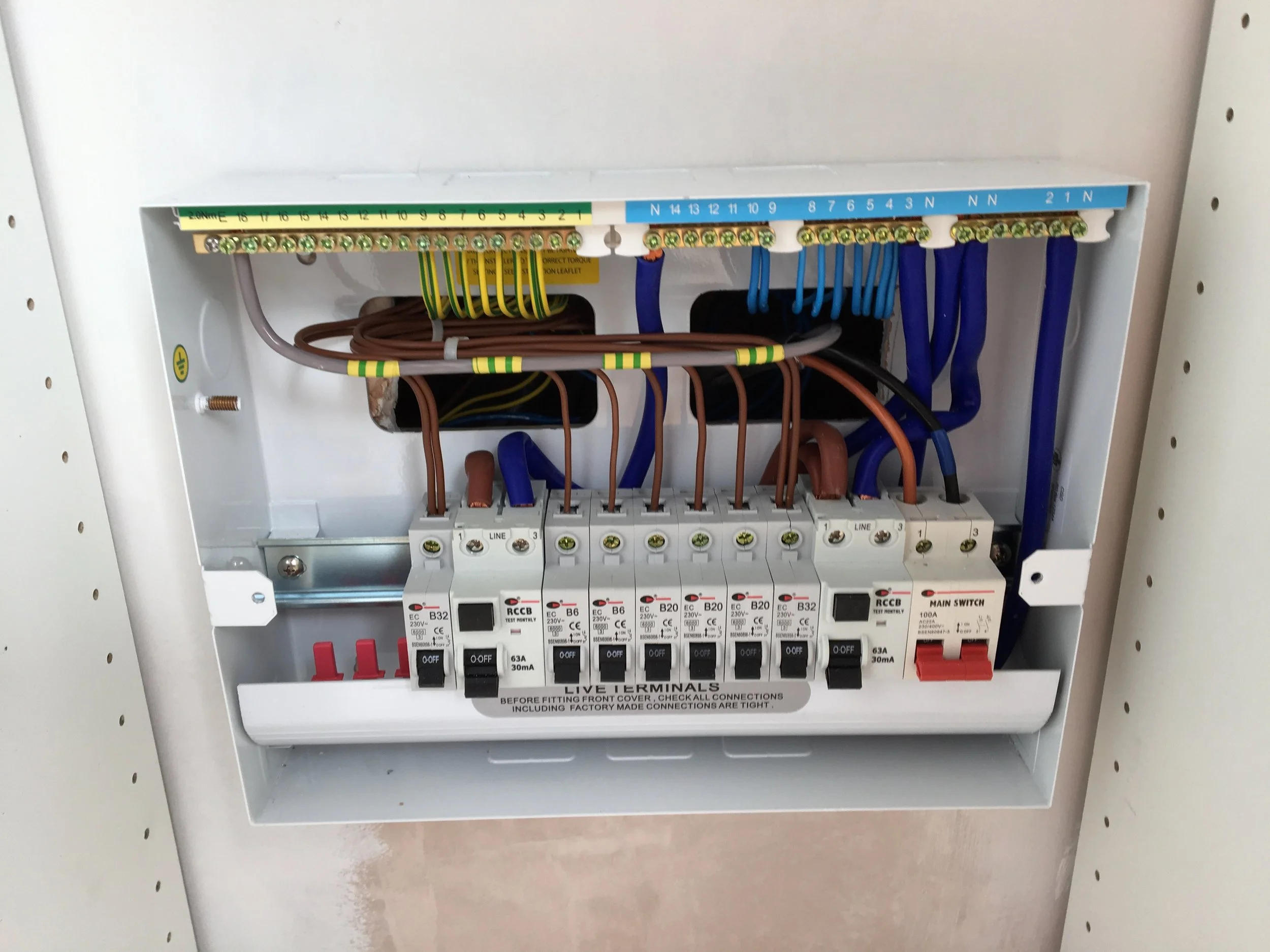 Studio-Build-Electrics9.jpg
