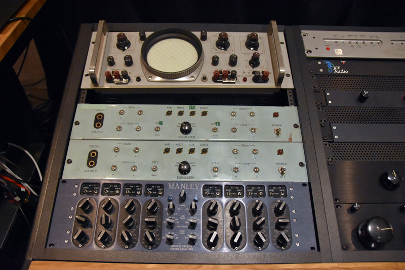 Some of the Bakery EQs.