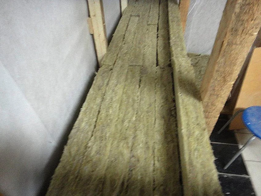 Fig-14-Inner-wall-mineral-wool-filling.jpg