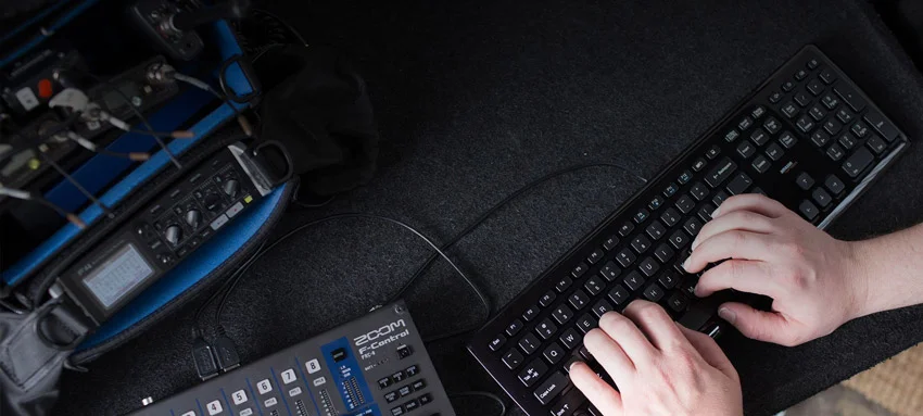 Zoom F-Control With Keyboard
