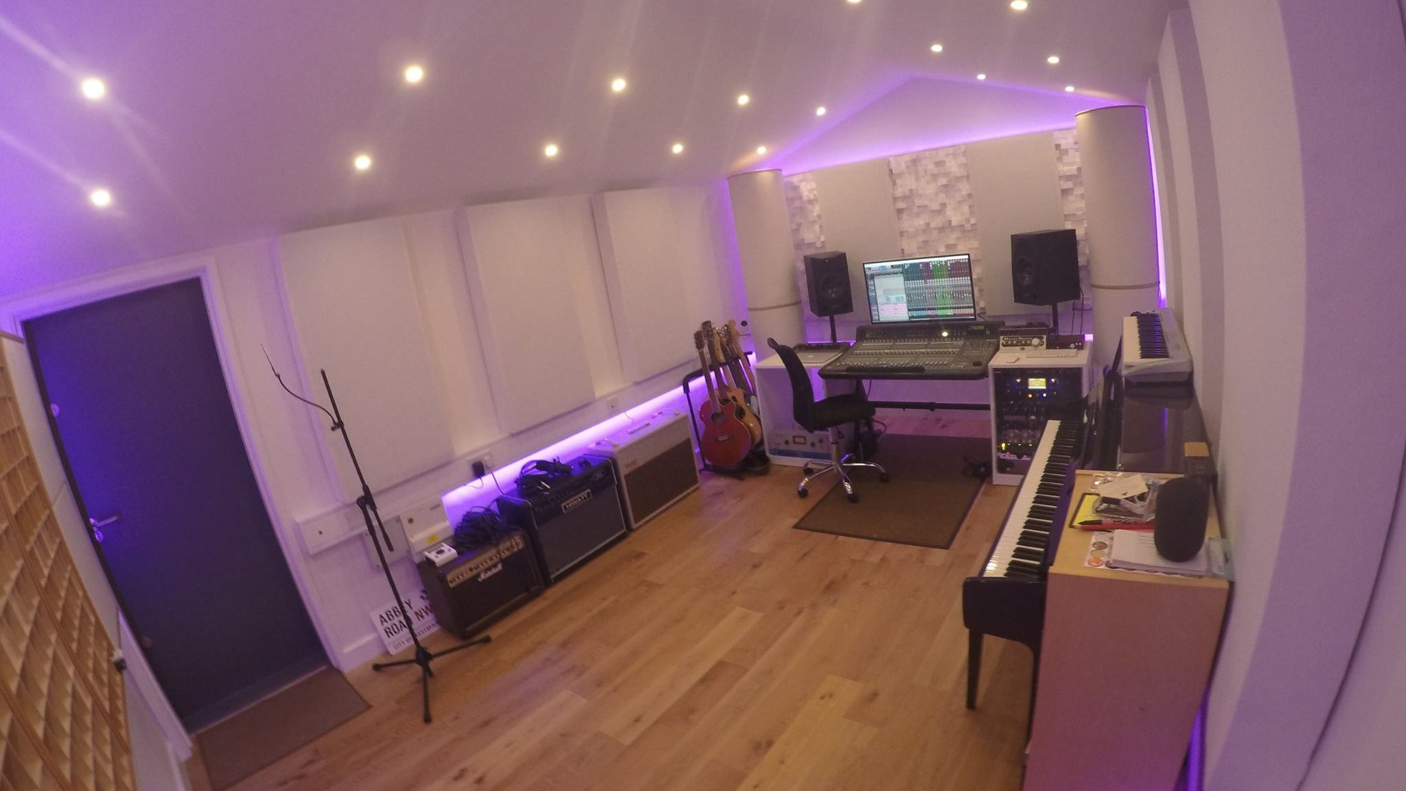pic Aesthetic Bedroom Music Studio Small recording studio aesthetics studios