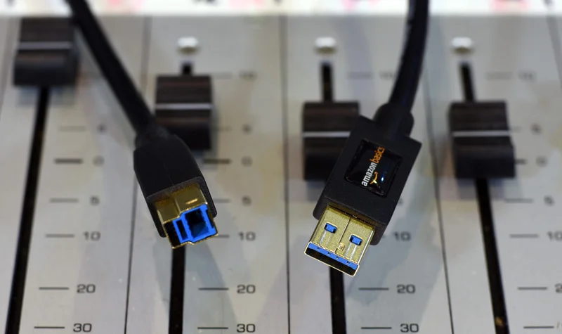 USB-3-Cables.jpg