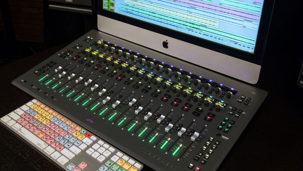 Avid S3 Control Surface