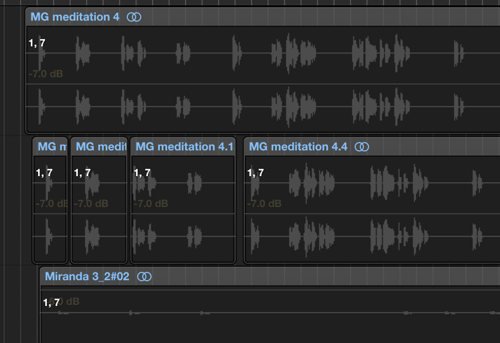 a picture of volume data on audio regions in logic pro x