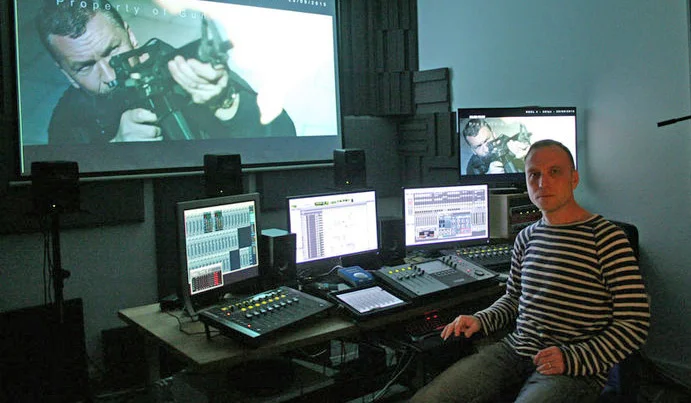 Alan Sallabank Studio Shot