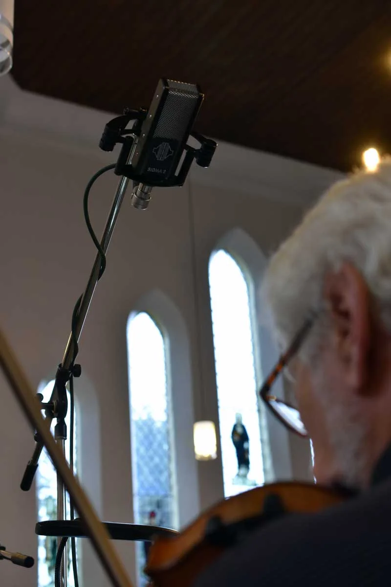 Sontronics Sigma II used to record violins