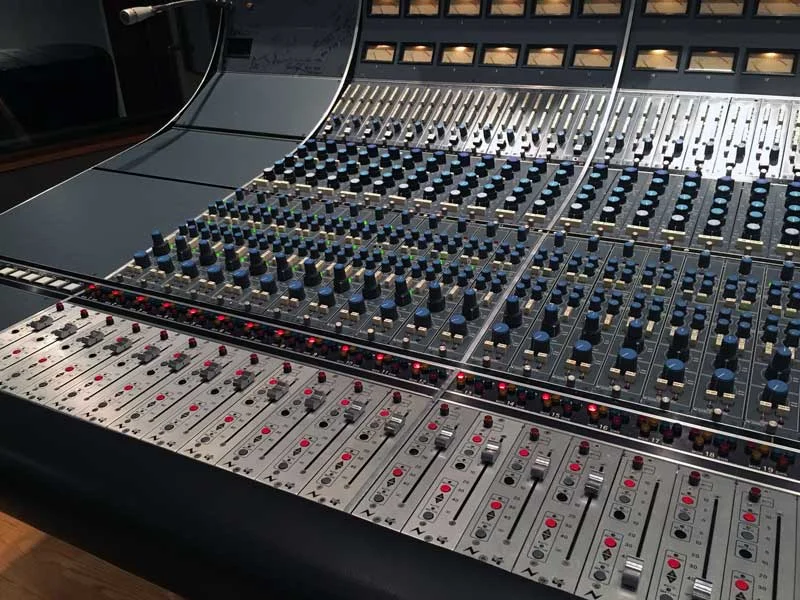 The Neve 8068 Console At Capitol Records Studio z
