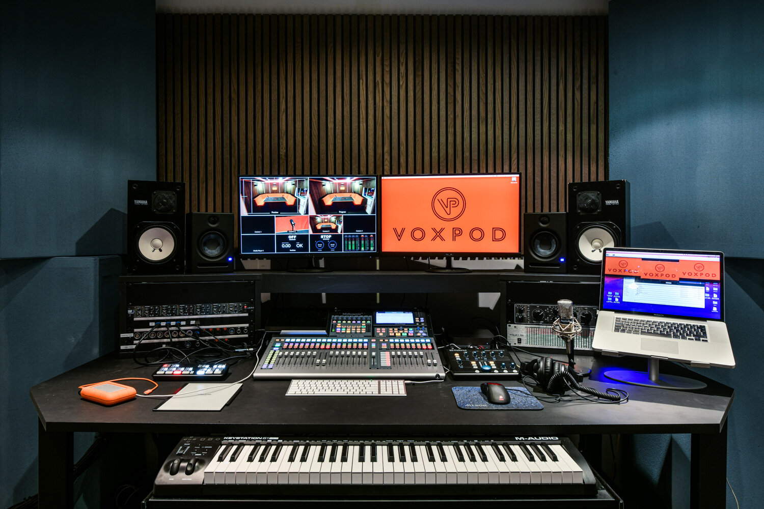 The Benefits of Using a Professional Recording Studio in London