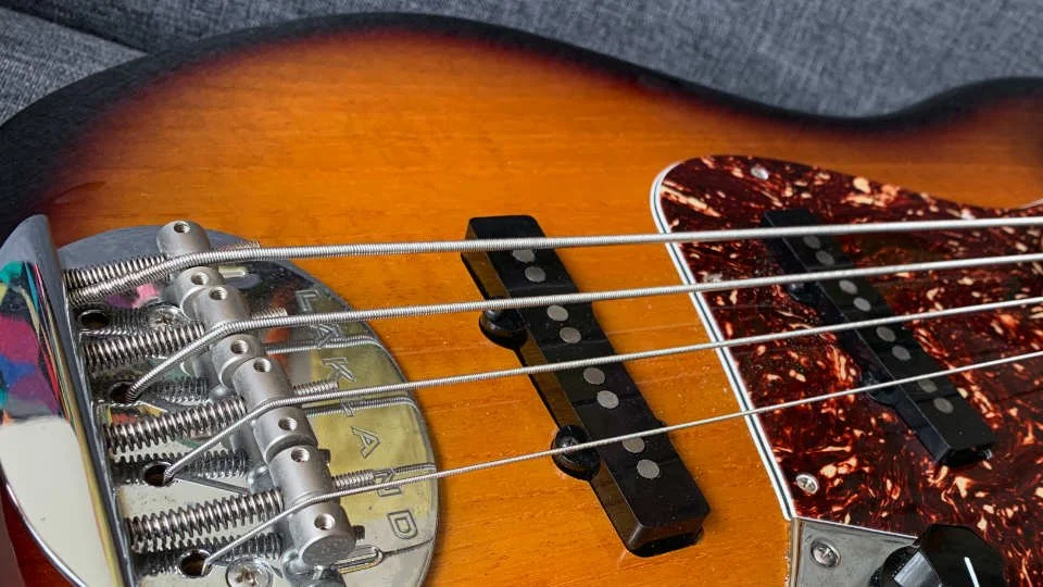 Bass Recording Should You Use A DI or Amp? Production Expert