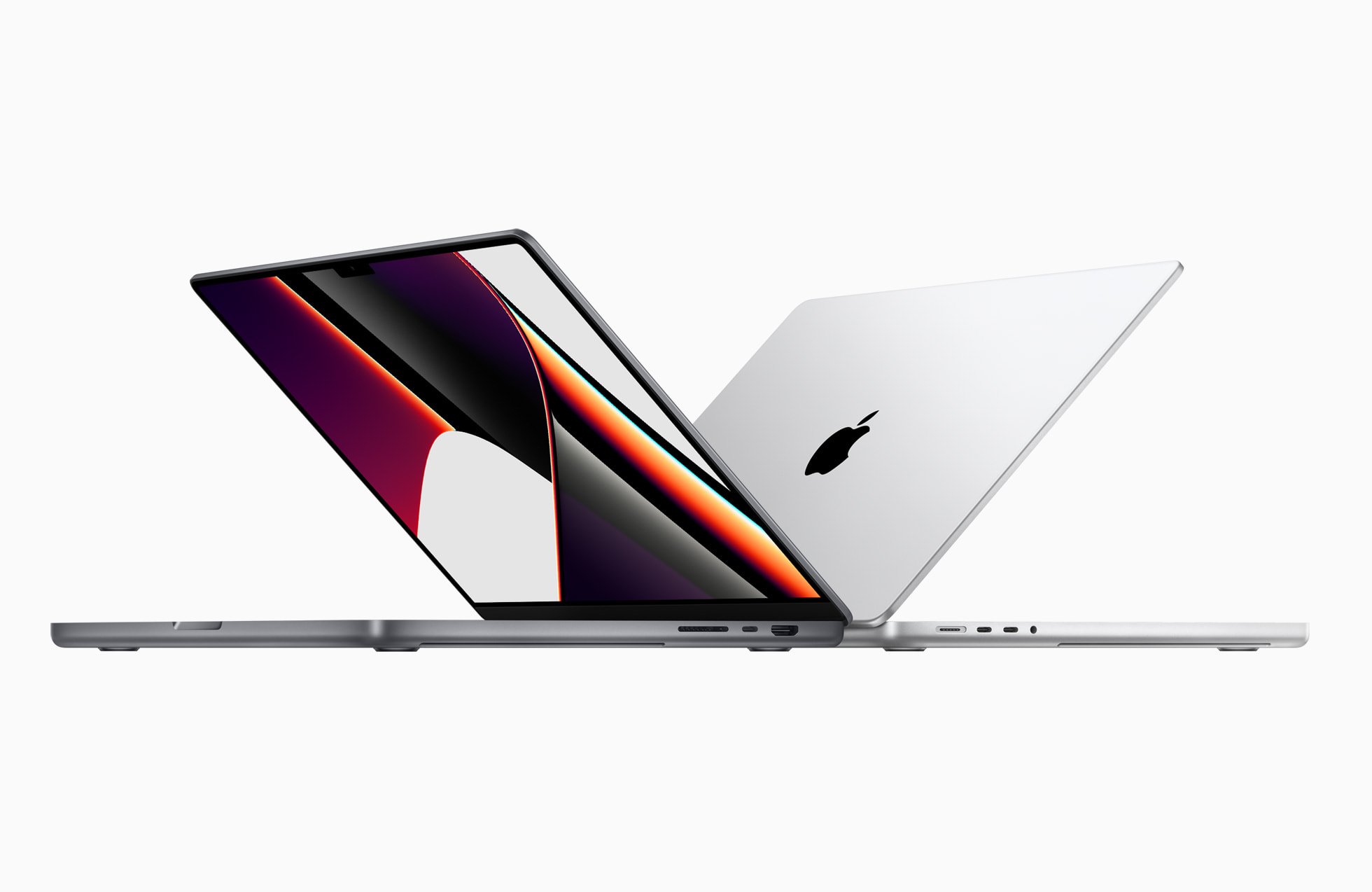 MacBook Pro 2021 With M1 Max - Experts Give Their First