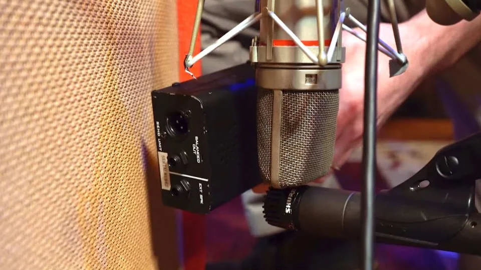 Checking Microphone Polarity In The Studio Production Expert