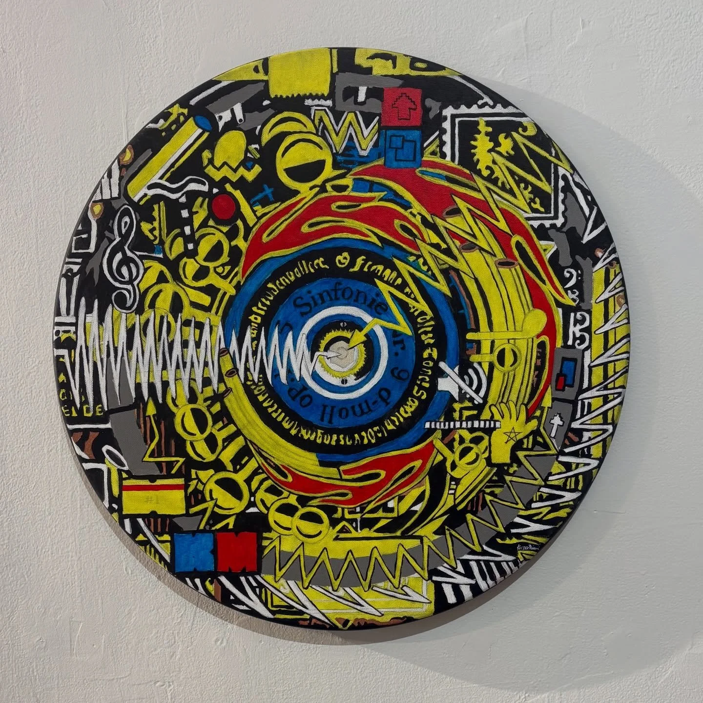 Kenzo Minami , originally from Hyogo Japan is an internationally acclaimed graphic artist. His work spans across industries , beyond the realms of advertising or commercial graphics - his work is an art form.  As an testament, his work is included in