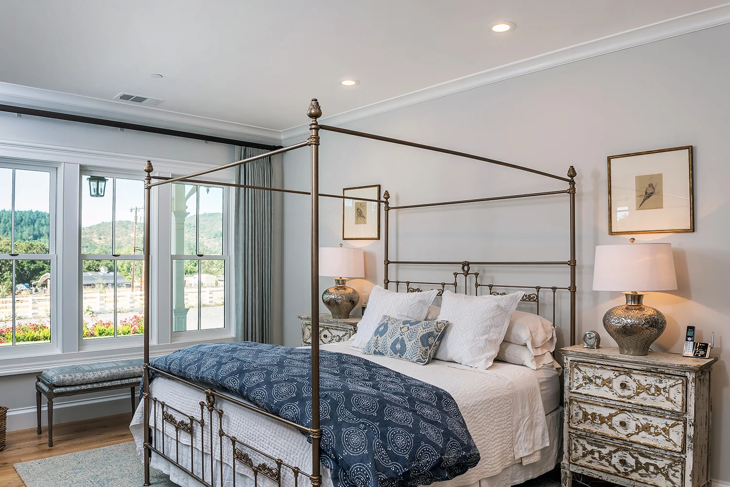 master bed-006.jpg