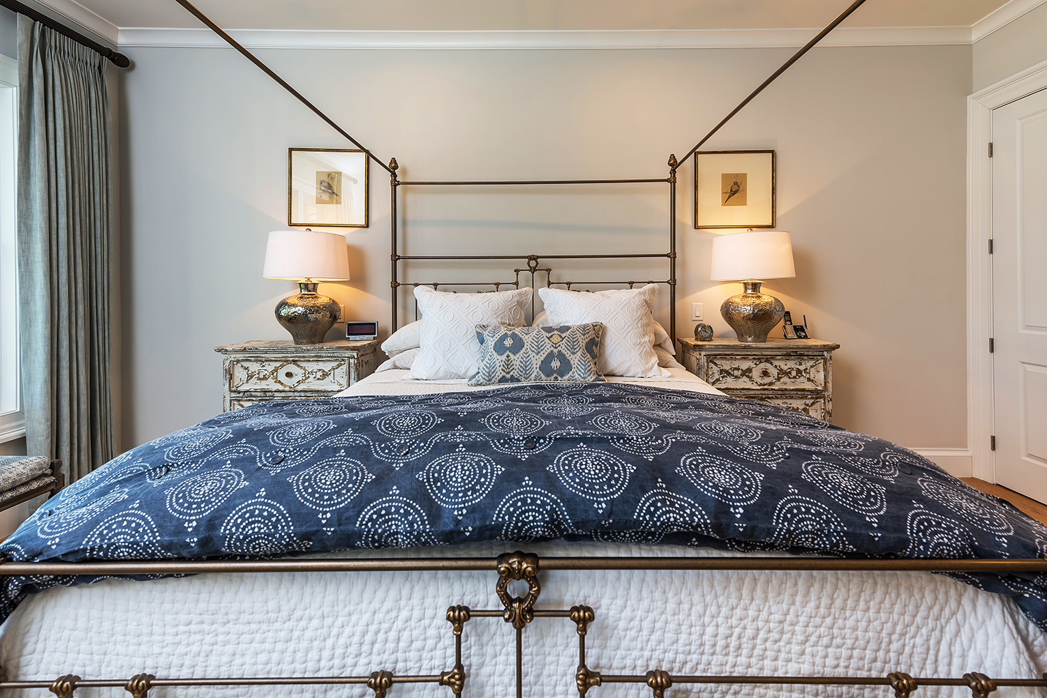 master bed-001.jpg