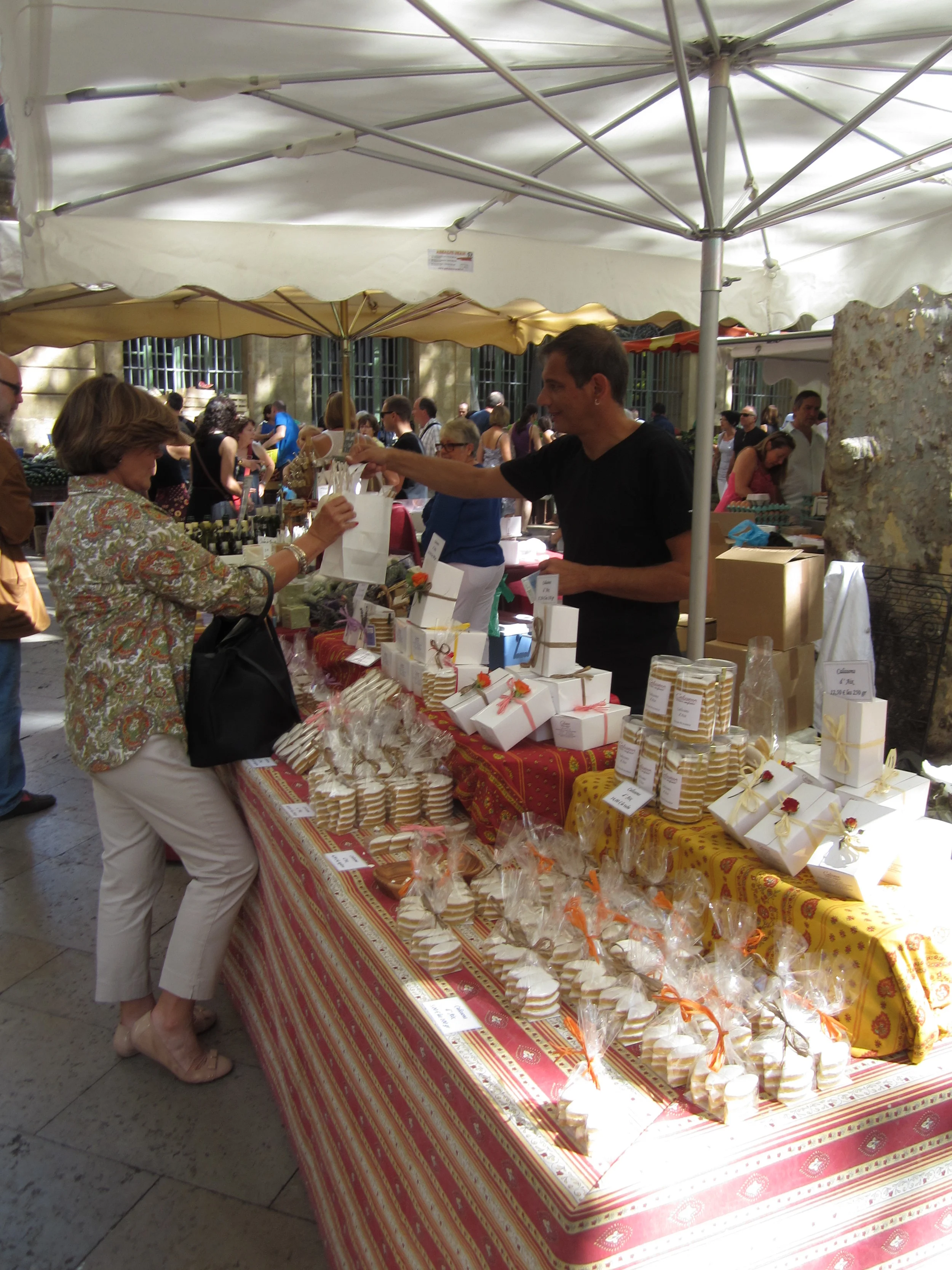 MARKET (2).JPG