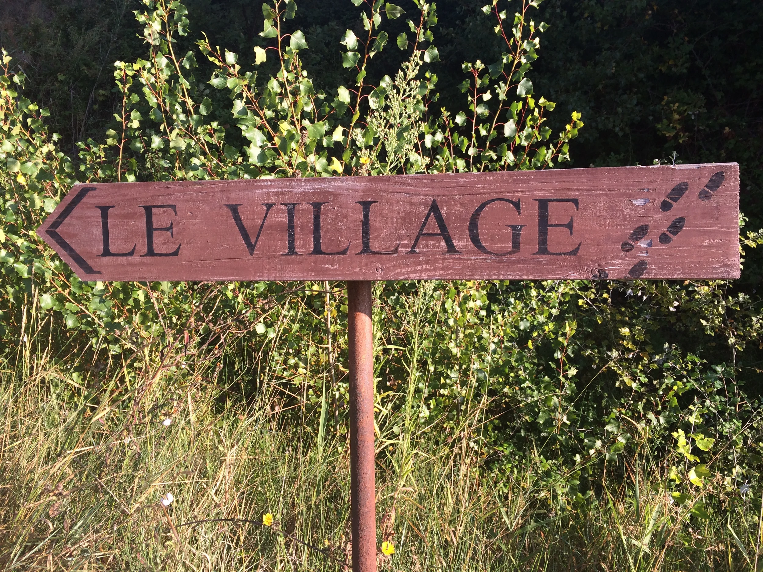 VILLAGE SIGN (2).JPG