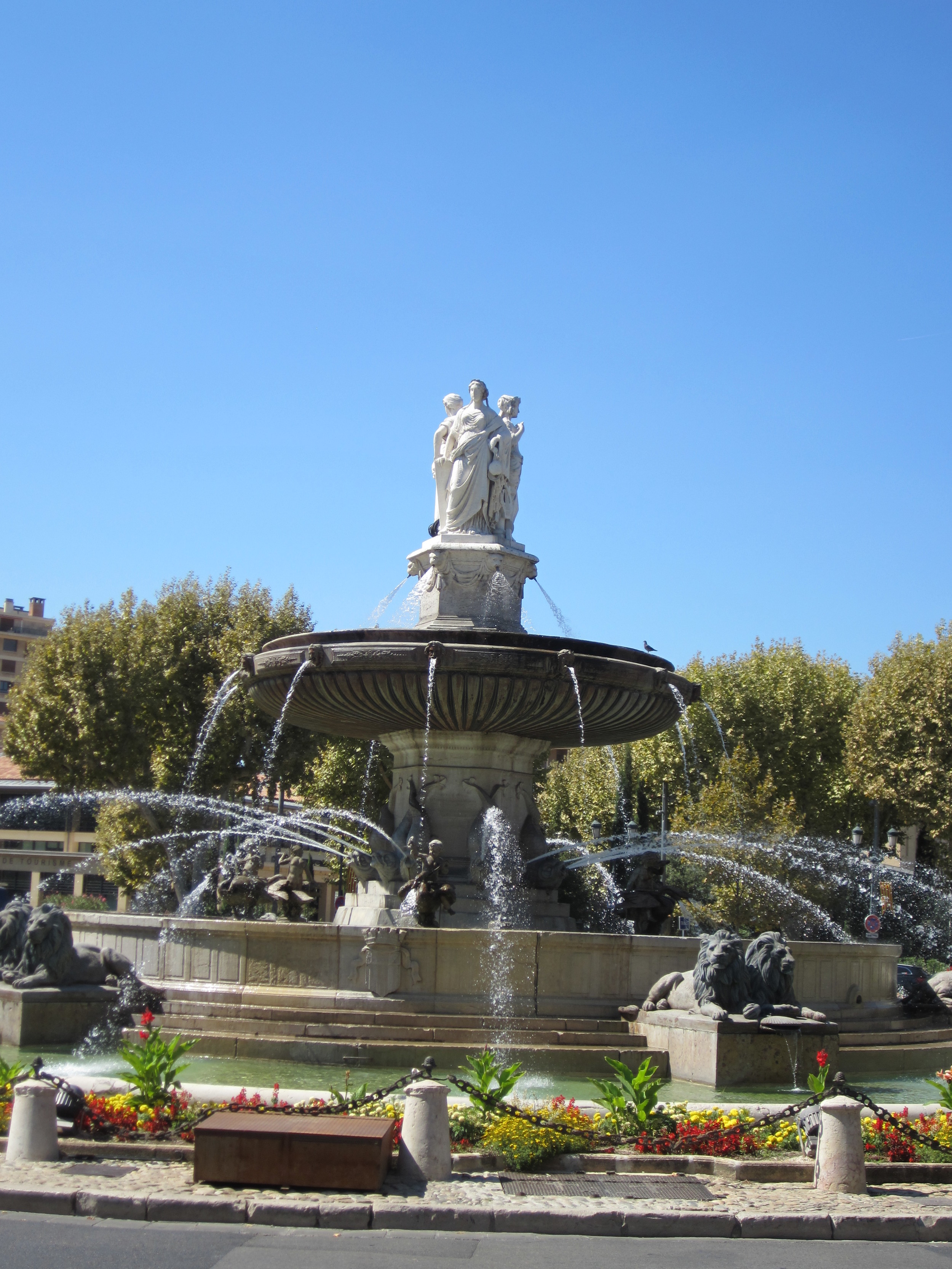 WATER FOUNTAIN (5).JPG