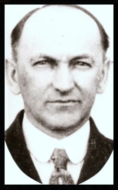  1921 R. Malahan *