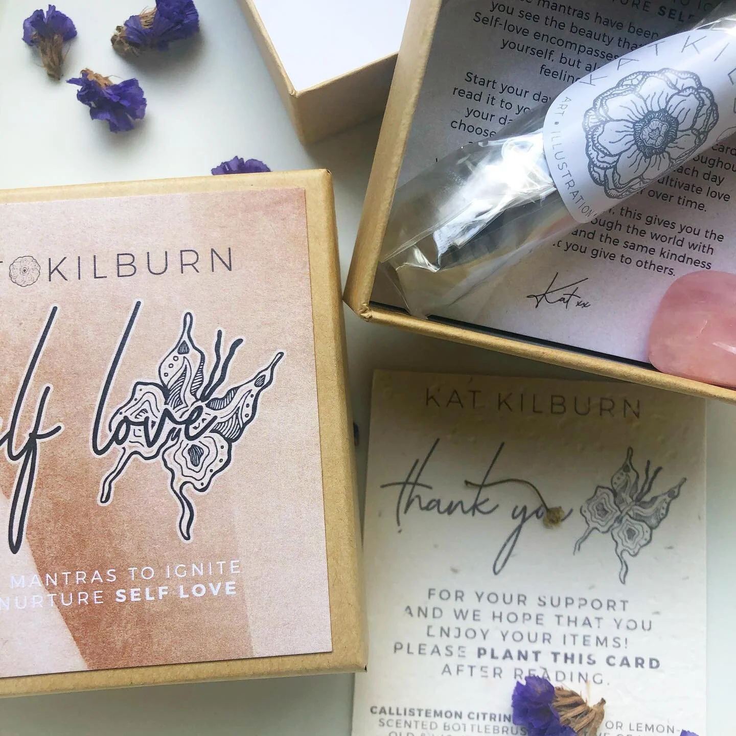 Self Love boxes going out today 💕 

Order online (link in bio) or DM for pickup/delivery 

#affirmationset #selflove #handmade #goldcoast #rosequartz #essentialoilblend #roller #plantmethankyoucards #sustainablepackaging