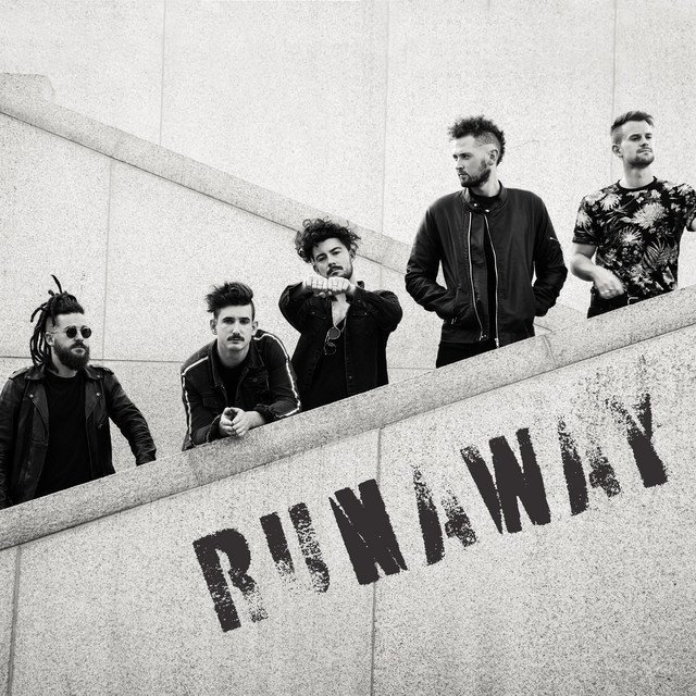 Castlecomer - Runaway: MASTERED